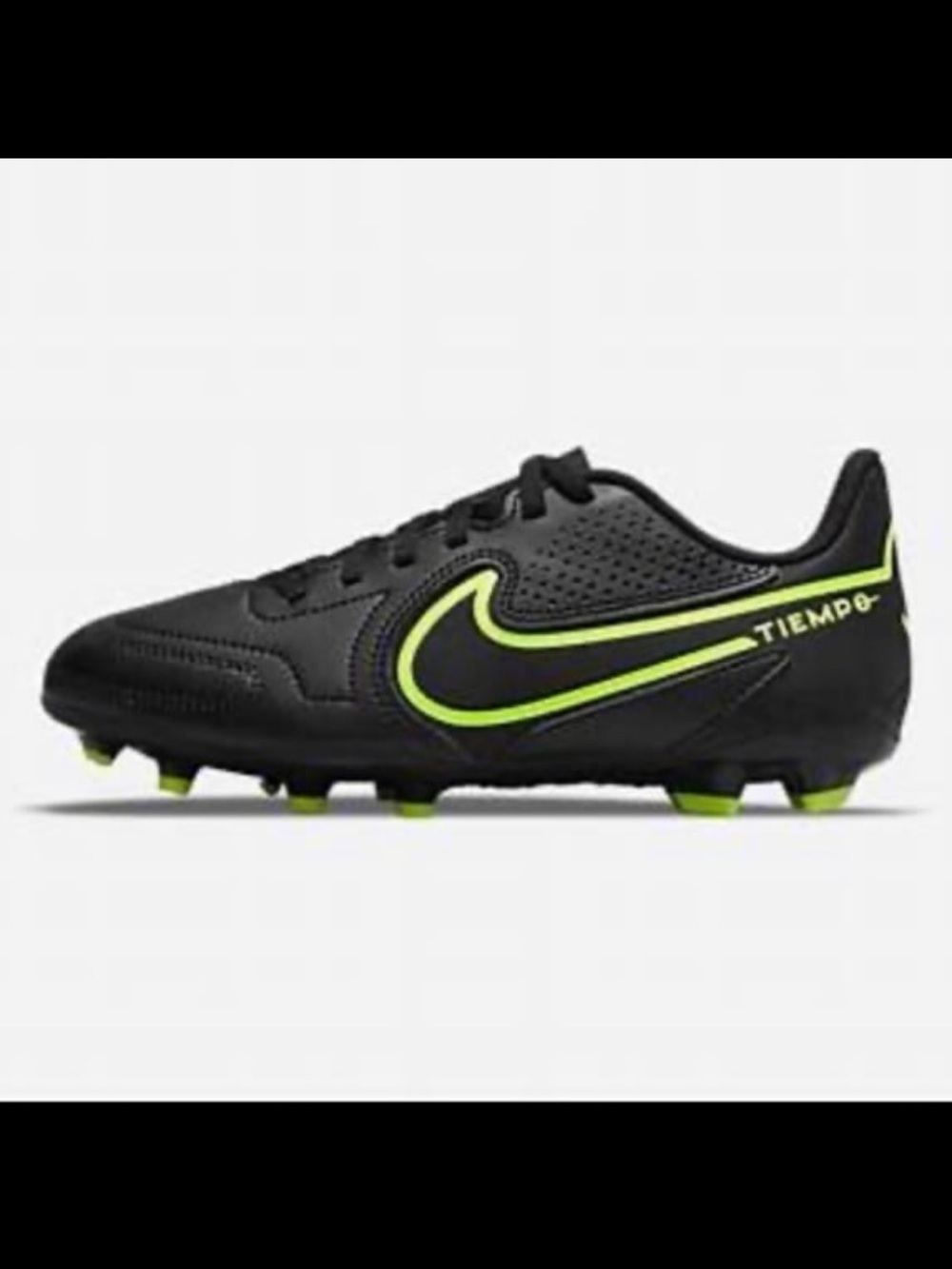 ⚡️⭐️Nike Tiempo Boys Soccer Cleats - Size: 4Y